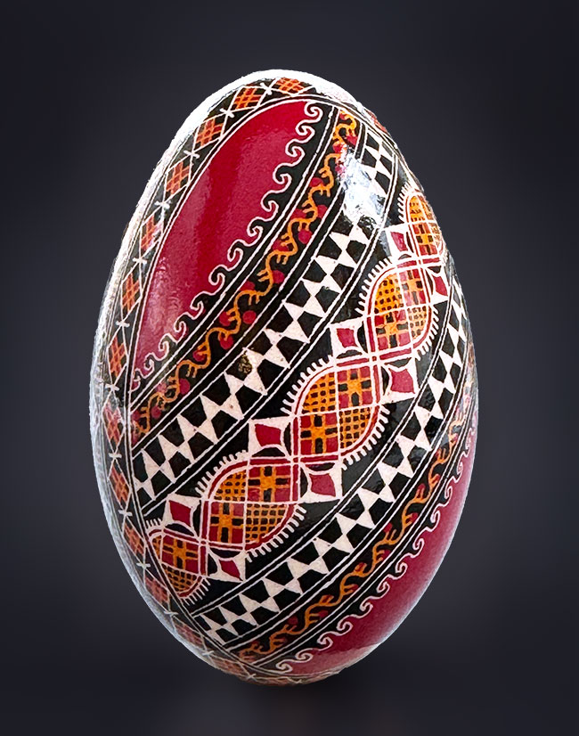 Gänseei in Batiktechnik glänzend