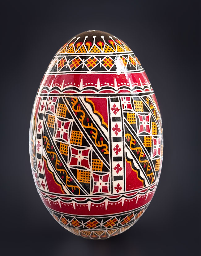 Gänseei in Batiktechnik glänzend