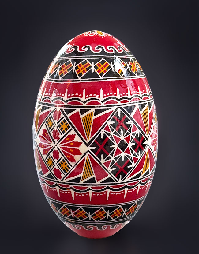 Gänseei in Batiktechnik glänzend